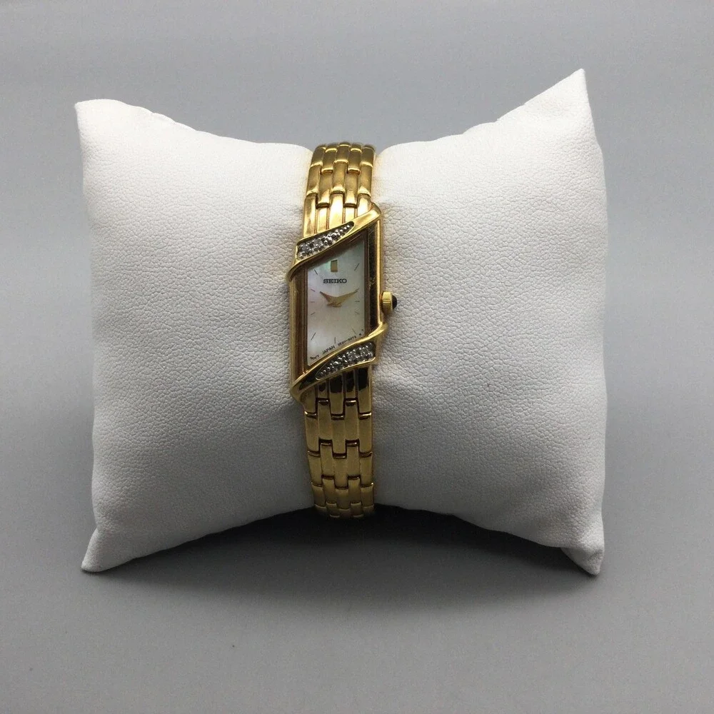 Seiko 22E20-7399 Womens Watch 14mm MOP Gold Tone Diamond New Battery 6.5